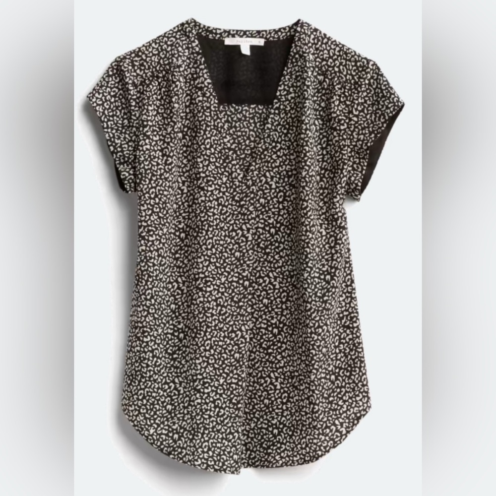 NWOT Fun2Fun Black-Cream Patterned Women's XL Pullover Top